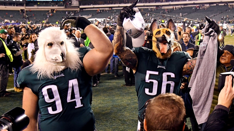 Eagles defensive end Chris Long