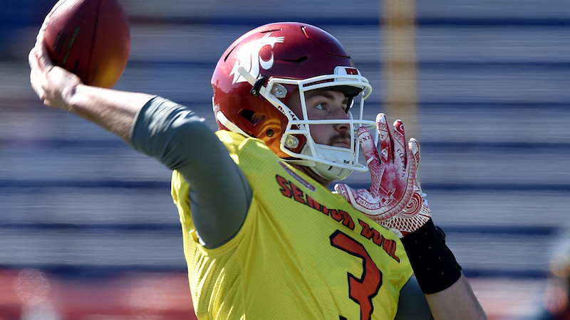 Washington State quarterback Luke Falk