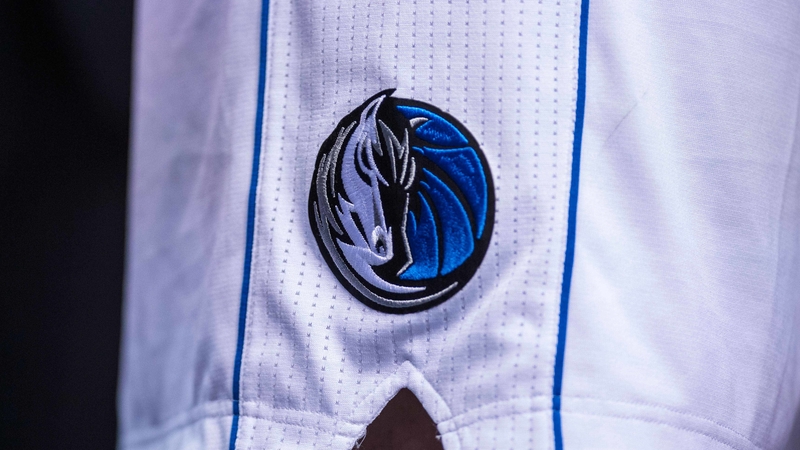 Mavericks logo
