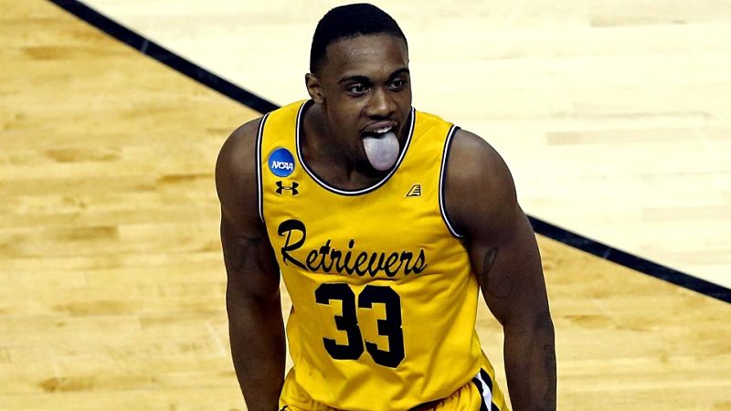 UMBC guard Arkel Lamar