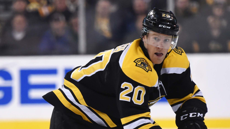 Boston Bruins forward Riley Nash