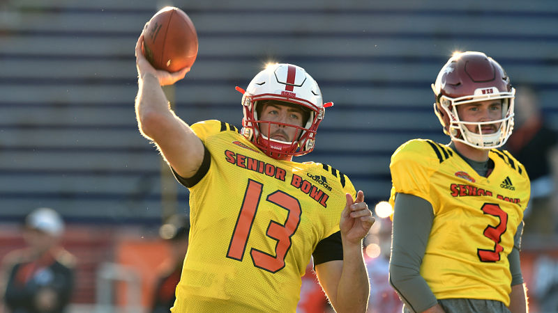 Nebraska quarterback Tanner Lee