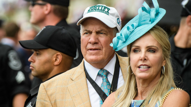 Bill Belichick, Linda Holliday