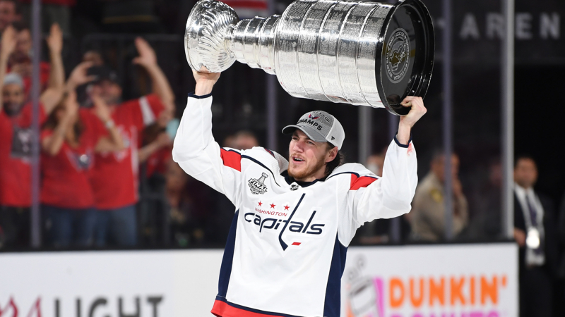 Washington Capitals right wing T.J. Oshie