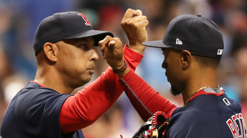 Alex Cora, Mookie Betts