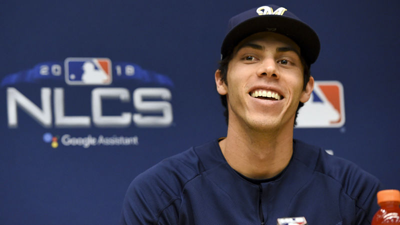 Milwaukee Brewers right fielder Christian Yelich