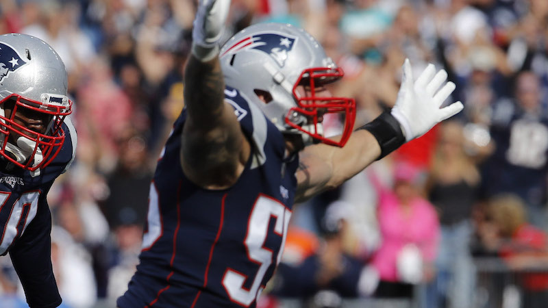 Patriots outside linebacker John Simon