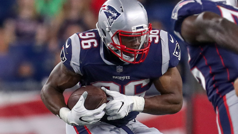 Patriots defensive end Geneo Grissom