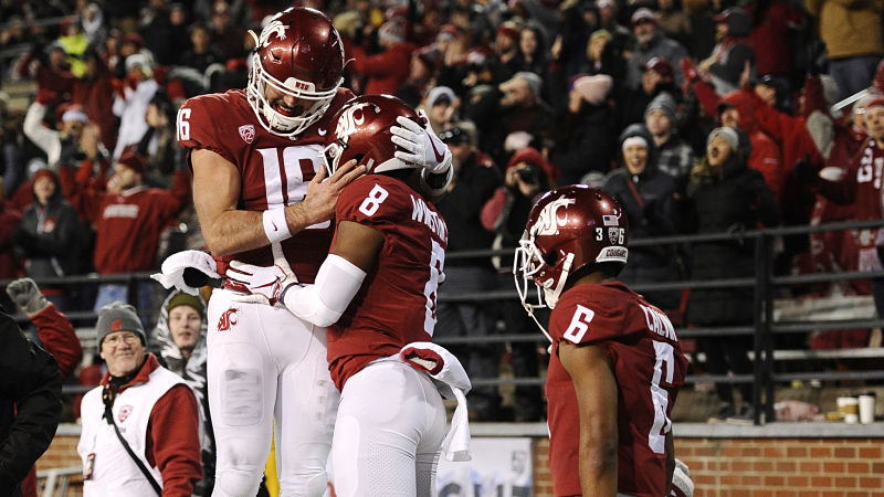 Washington State Cougars quarterback Gardner Minshew