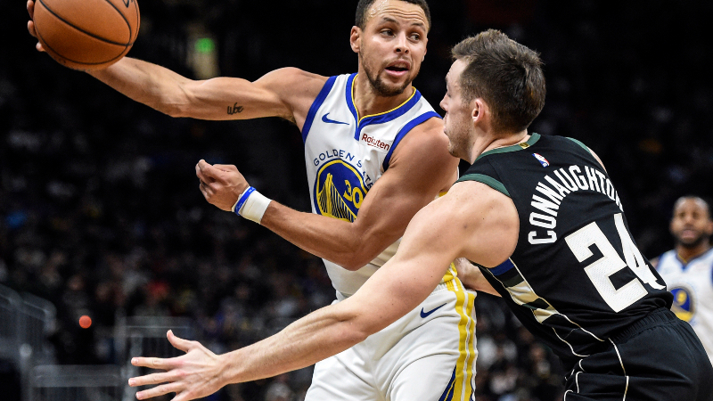 Stephen Curry (left) and Pat Connaughton