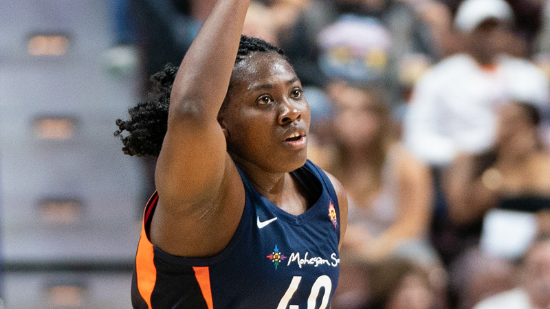 CT Sun forward Shekinna Stricklen