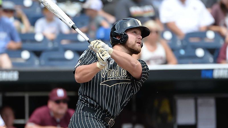 Vanderbilt Commodores infielder Stephen Scott