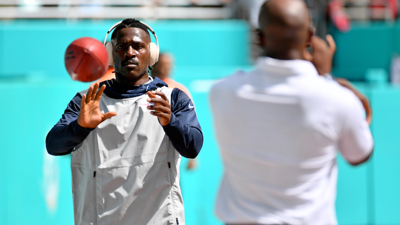 Patriots wide receiver Antonio Brown
