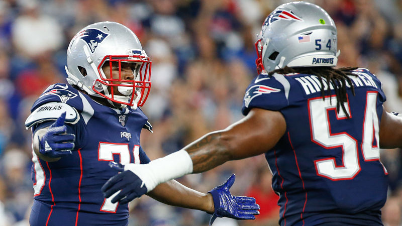 New England Patriots defensive tackle Adam Butler and linebacker Dont'a Hightower