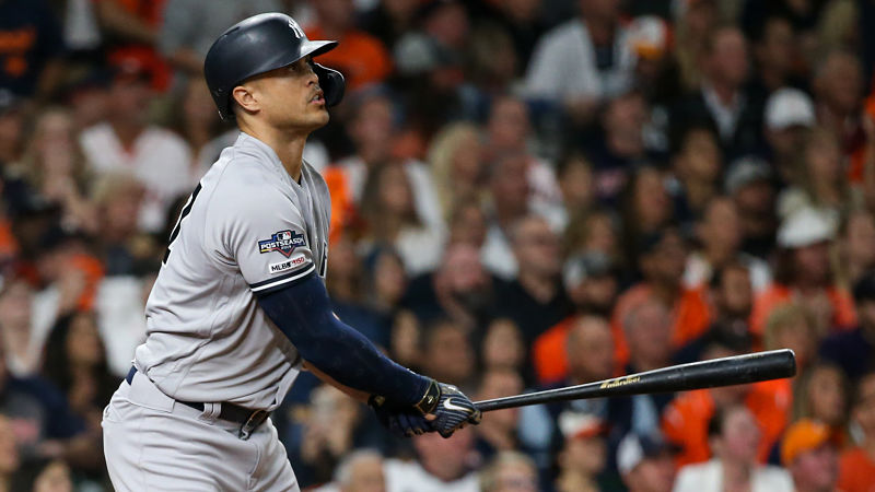 New York Yankees left fielder Giancarlo Stanton