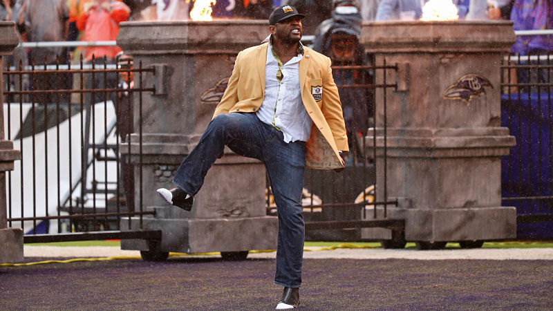 Baltimore Ravens hall of fame linebacker Ray Lewis