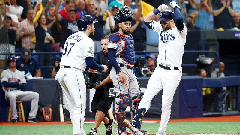 Houston Astros catcher Robinson Chirinos and Tampa Bay Rays outfielder Kevin Kiermaier