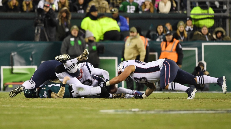 Philadelphia Eagles quarterback Carson Wentz (11) New England Patriots defensive tackle Lawrence Guy (93)