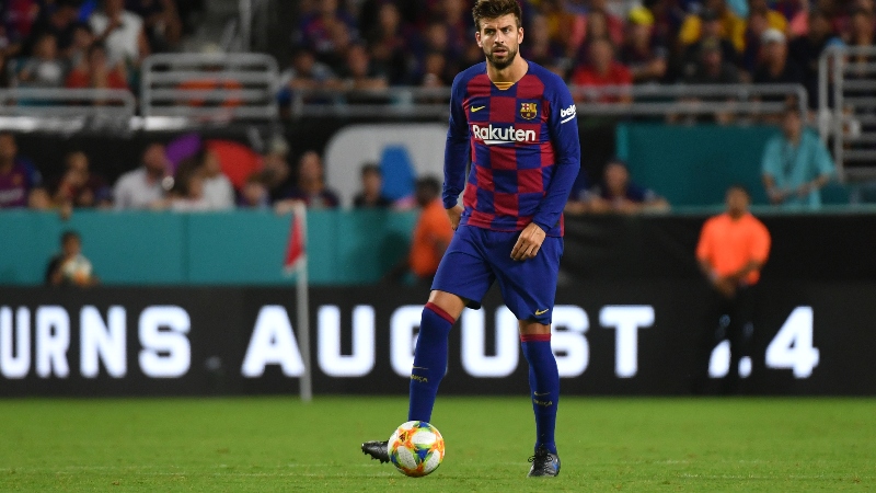 Barcelona defender Gerard Pique (3)