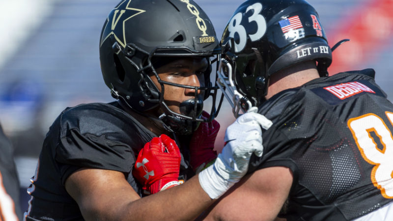 South tight end Jared Pinkney of Vanderbilt