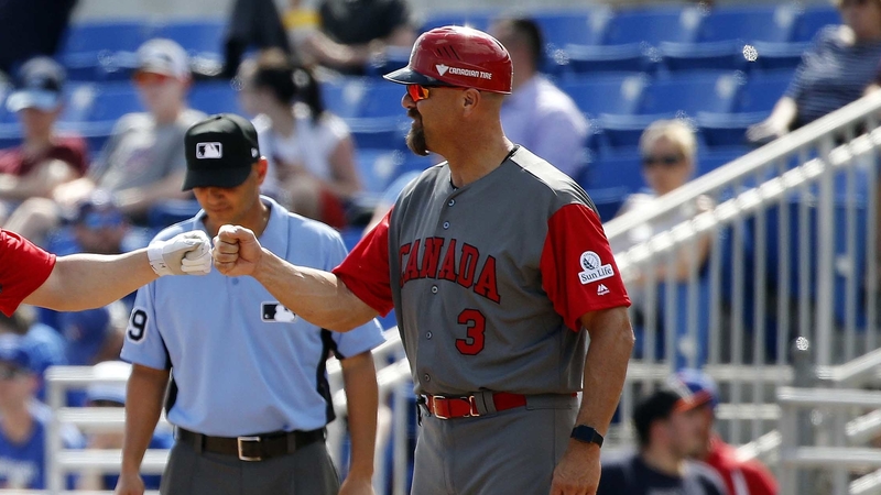 Hall of Fame OF Larry Walker