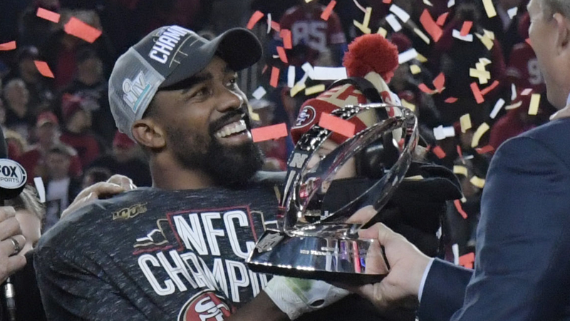 Raheem Mostert celebrates