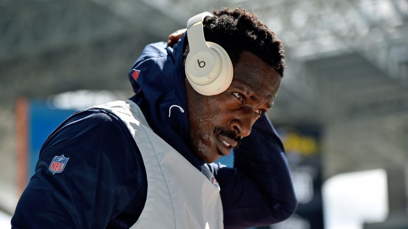Free Agent wide receiver Antonio Brown