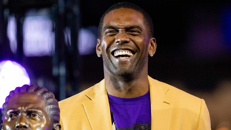 Former NFL wide receiver Randy Moss