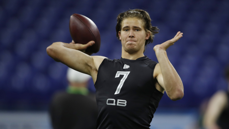 Oregon quarterback Justin Herbert