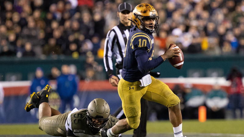 Navy quarterback Malcolm Perry