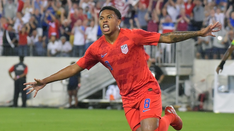 Schalke and United States midfielder Weston Mckennie