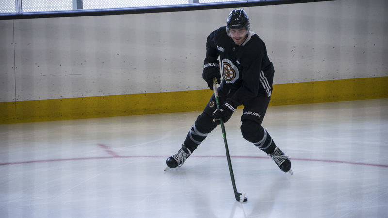 Bruins winger jake debruskj