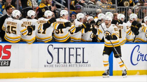 Boston Bruins forward Sean Kuraly