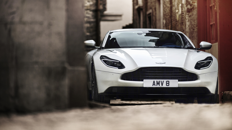 Aston Martin DB11