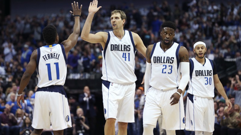 Dallas Mavericks' Dirk Nowitzki, Yogi Ferrell, Wesley Matthews
