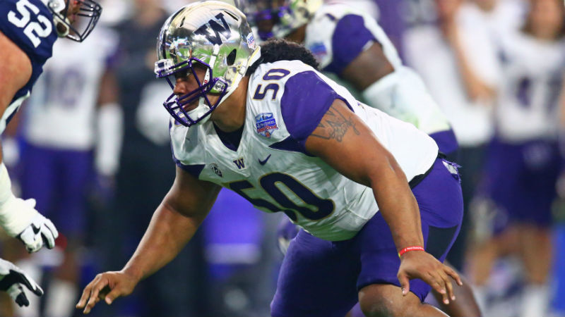Washington Huskies defensive lineman Vita Vea