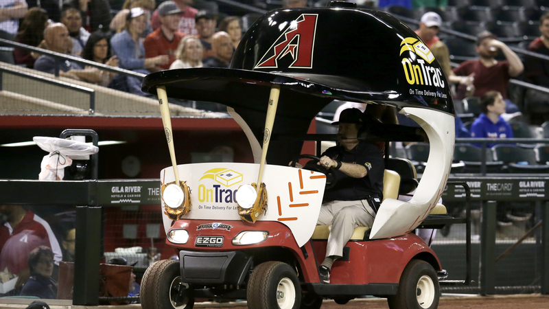Diamondbacks use a bullpen cart