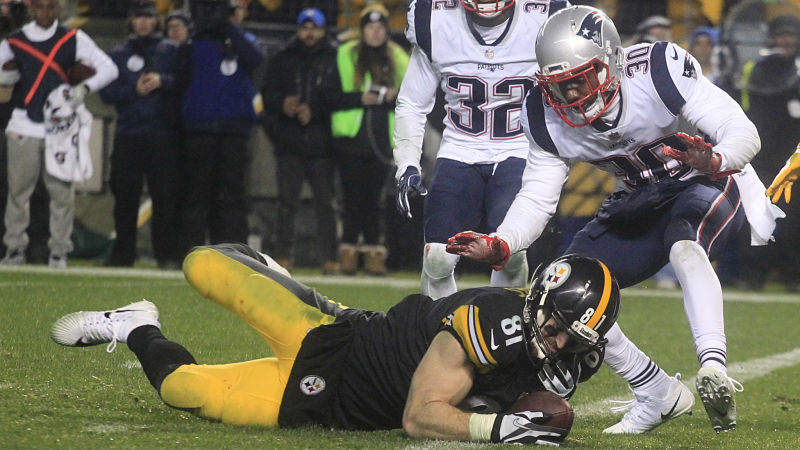 Pittsburgh Steelers tight end Jesse James