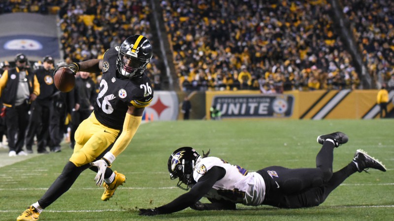Pittsburgh Steelers running back Le'Veon Bell