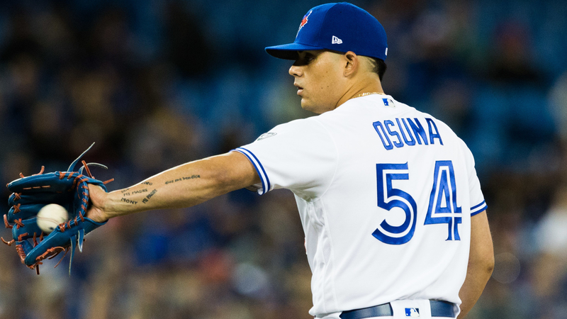 Blue Jays closer Roberto Osuna