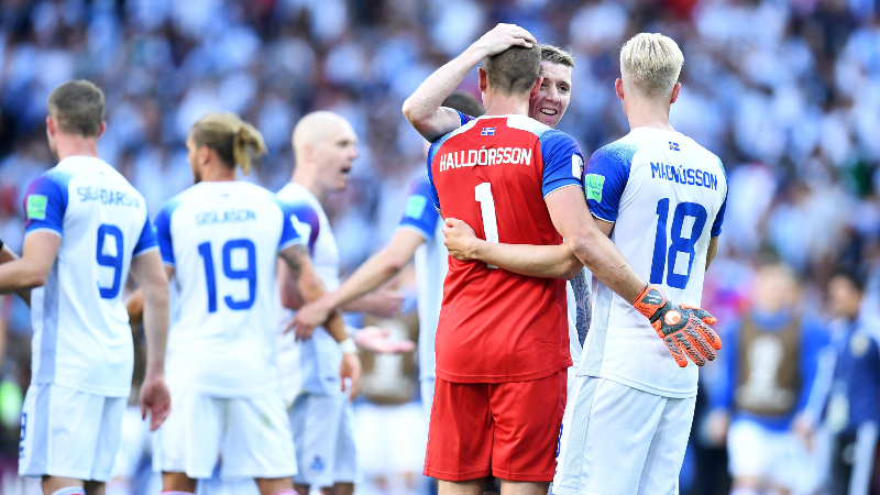 Iceland goalkeeper Hannes Halldorsson (1)