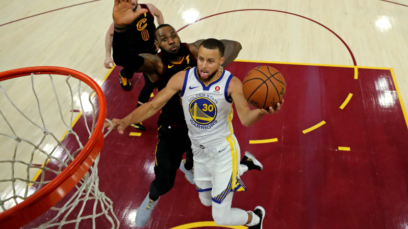 Golden State Warriors guard Stephen Curry and Cleveland Cavaliers forward LeBron James