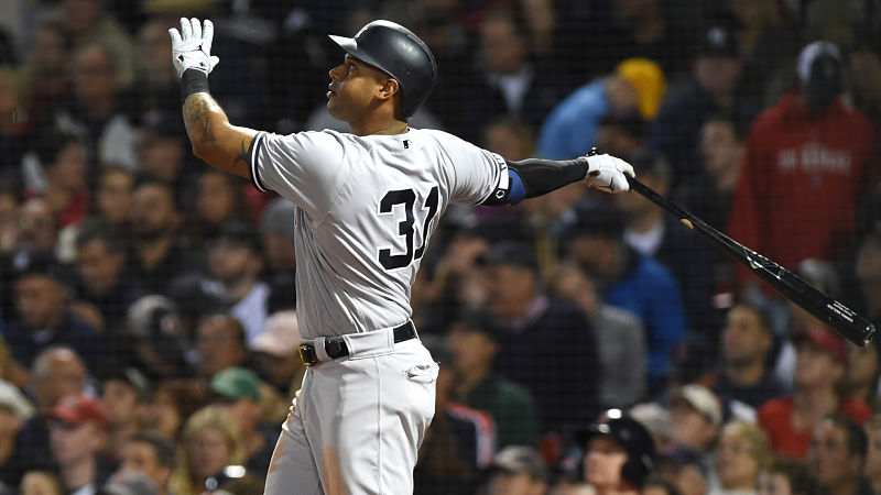 New York Yankees outfielder Aaron Hicks