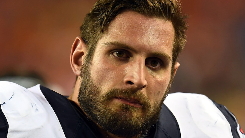 Patriots defensive end John Simon