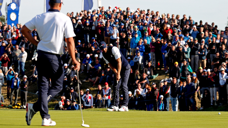 United States golfers Dustin Johnson (r) and Brook Koepka (l)