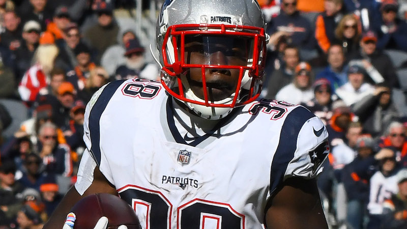 Patriots running back Kenjon Barner