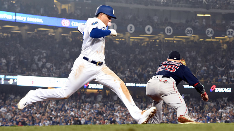 Los Angeles Dodgers shortstop Manny Machado