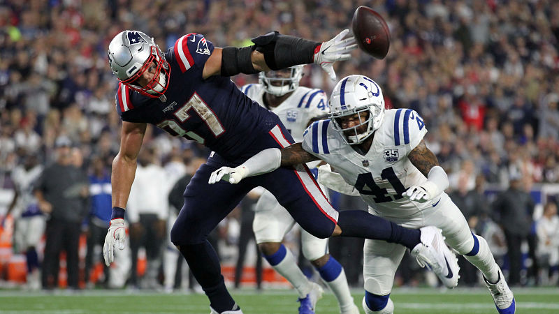 New England Patriots tight end Rob Gronkowski