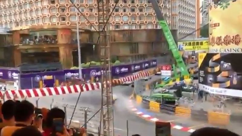 Formula Three driver Sophia Floersch