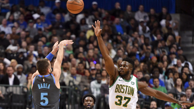 Dallas Maverick's JJ Barea